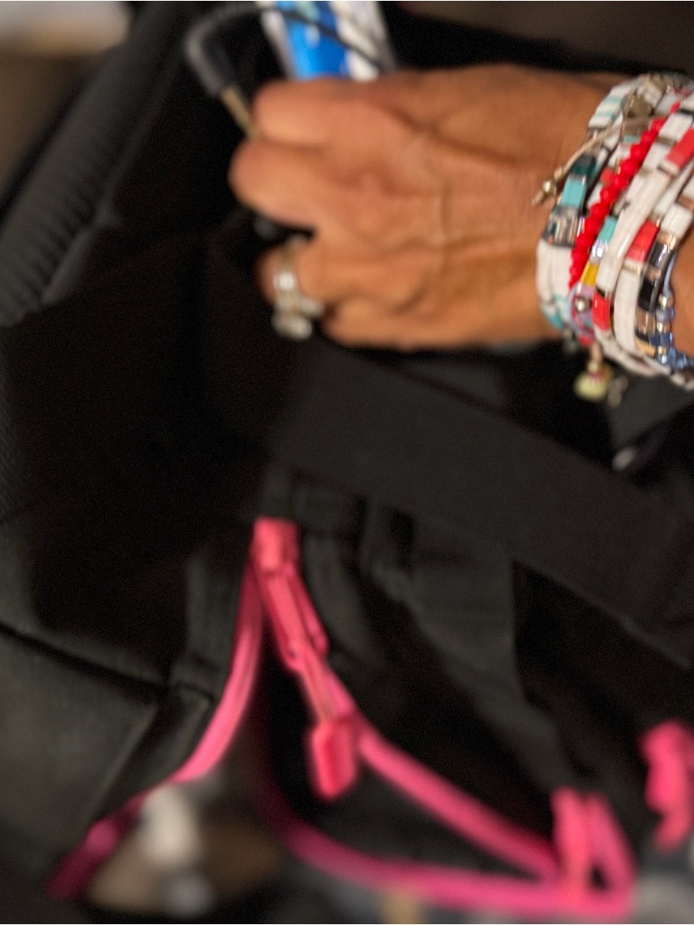 Wolfpak 25L Black & Pink Tactical Backpack - Trust Your Instincts - Picture 8 of 9